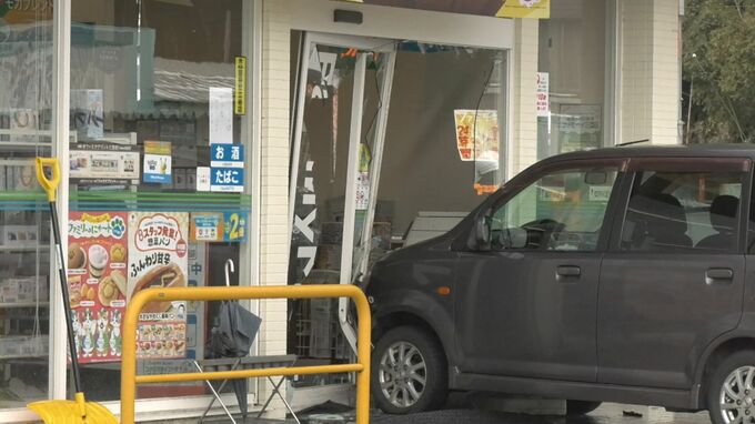銀行に…コンビニに…同じ市内で車が店舗に突っ込む事故が2件相次ぐ　いずれも運転手は70代女性で、アクセルとブレーキ踏み間違えか　島根県安来市　|　BSSニュース | BSS山陰放送