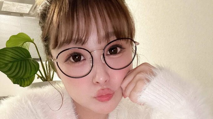 【鈴木奈々】「大人になって学ぶって楽しいね！」58歳の父親と“国家資格”取得を目指し猛勉強　ファンからは「努力家だね」「絶対受かるよ！」と応援の声|TBS NEWS DIG