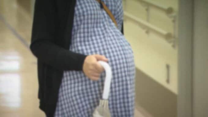 子ども家庭庁が「プレコンサポーター」5万人を養成へ 誰でも受講可能な基礎講座も