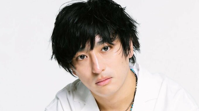 【 古舘佑太郎 】〝ライブ場所募集〟47都道府県弾き語りツアーに挑戦〝投げ銭スタイル・流しで歌いたい〟場所の特性・機材の有無問わず|TBS NEWS DIG
