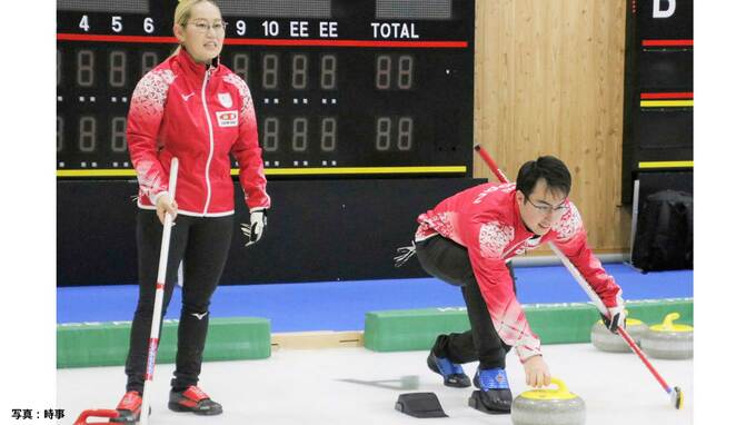 カーリング混合ダブルス日本代表、韓国に敗れ開幕戦黒星スタート　初の五輪出場目指す【五輪世界最終予選】|TBS NEWS DIG