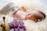 子どもの成長の記録に…赤ちゃんの「ニューボーンフォト」はアリ？ナシ？　「記念になる」「怖い」「親のエゴ」賛否論争も　実際に撮影した夫婦の思いは？小児科医の見解は？　|　BSSニュース | BSS山陰放送