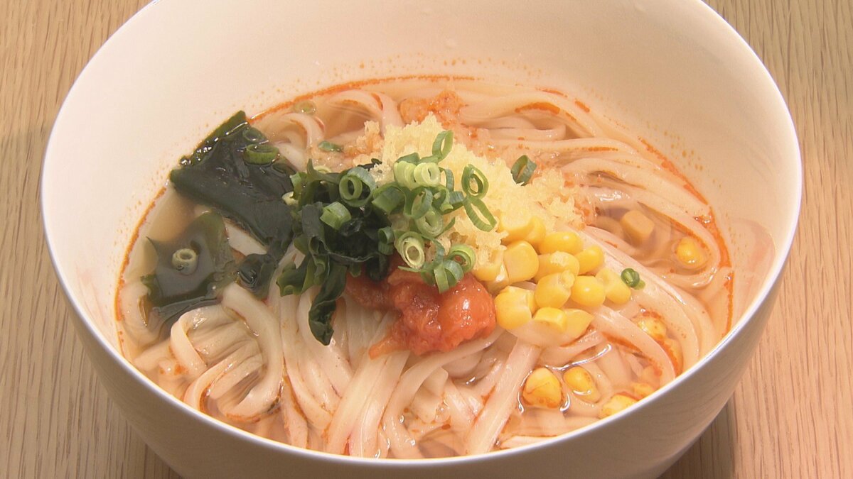 和風出汁に洋風トマトソース「高島トマトうどん」甘くて濃厚な規格外の