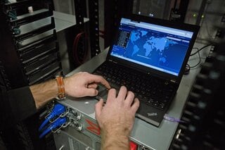 中国、米イスラエル主要企業のサイバーセキュリティー製品使用を禁止| TBS CROSS DIG with Bloomberg