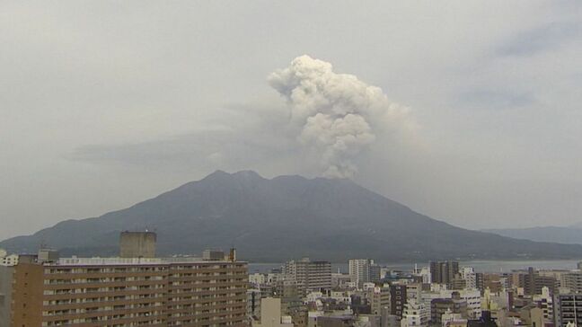 桜島の「連続噴火」続く やや多量の降灰【きょう・あすの降灰予報】鹿児島|TBS NEWS DIG