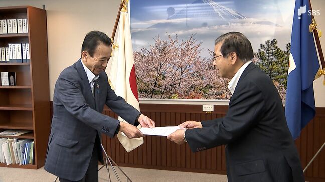 「ルール無視での遭難救助の自己負担は妥当」富士登山“救助費用の負担”めぐり富士宮市長が要望 静岡県知事「国にも提言を」|TBS NEWS DIG