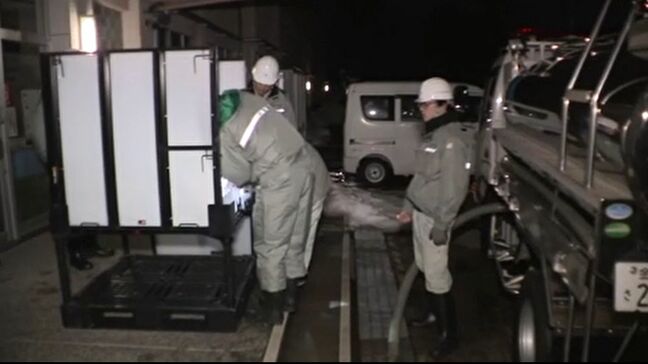 「水道水供給一時ストップ」石川・手取川の浄水場に油混入で 4時間半後に再開も「仮設給水槽」設置、「水買い溜め」油混入の原因は不明|TBS NEWS DIG