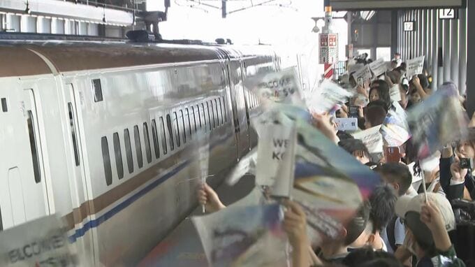 敦賀駅まで無事に到着 北陸新幹線開業へ 沿線の各駅で歓迎セレモニー　|　石川県のニュース｜MRO北陸放送