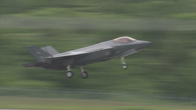 青森空港に緊急着陸の航空自衛隊機Fー35A・２機が午前10時過ぎに離陸|TBS NEWS DIG