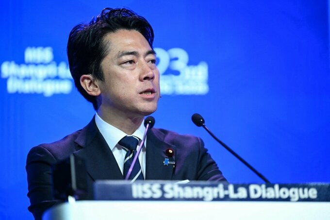 小泉防衛相､｢新たな軍国主義｣との中国の批判に反論-事実と全く異なる