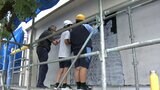 高校体育館の壁→ヨーロッパの伝統的な壁画の技法「ズグラッフィート」でアートに生まれ変わる!【岡山・瀬戸内市】 | 岡山・香川のニュース | 天気 | RSK山陽放送