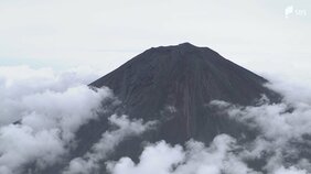 富士山山開き 静岡側“須走ルート”も 山梨側と同日は13年ぶり 富士宮、御殿場ルート10日開山|TBS NEWS DIG