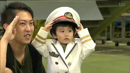 ミニ新幹線乗車や駅長制服試着も 恒例の「新幹線車両基地まつり」鉄道