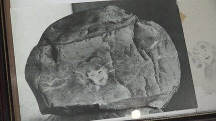 雨が怖い」女の子の顔が浮かぶ石が伝える“58年前のあの日” 10人以上の