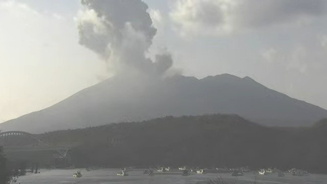 桜島で爆発的噴火　噴煙８００ｍ【きょう・あすの降灰予報】鹿児島　|　鹿児島のニュース｜MBC NEWS｜南日本放送