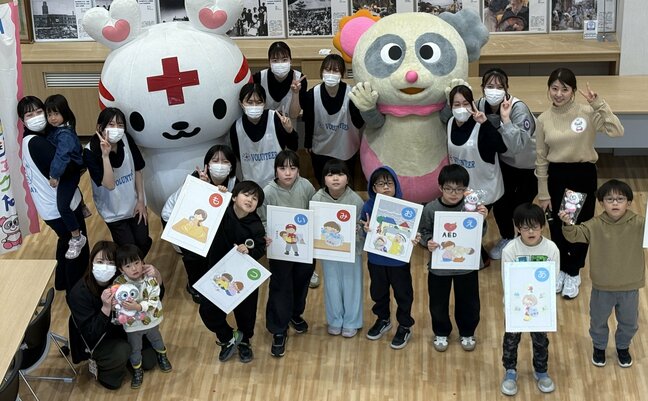 「ジャンボかるた大会」で子どもたちが学ぶ防災のイロハ　楽しみながら備蓄倉庫見学や避難訓練も　新潟市中央区|TBS NEWS DIG