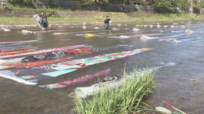 川面を彩るこいのぼり 浅野川で鯉流し　|　石川県のニュース｜MRO北陸放送