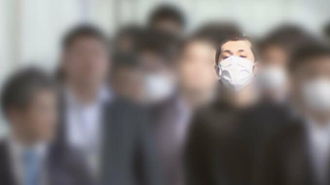 「ニセ警察詐欺」で約2200万円相当の暗号資産詐取か…インドネシアで拘束の男13人を再逮捕　拠点から詐欺文言書かれたマニュアル押収　警視庁|TBS NEWS DIG