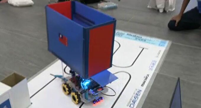 ロボットのプログラミング技術を世界の子供たちが競う国際大会あす16日開催|TBS NEWS DIG