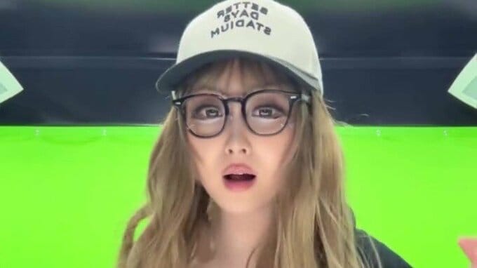 【 鈴木奈々 】 「ギャル時代に戻ったよー！」　平成ギャルメイクを披露　ウィッグ使いのヘアスタイルも話題に|TBS NEWS DIG