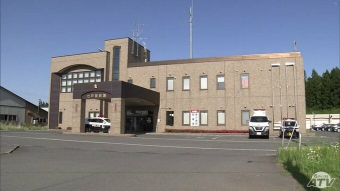 【詳報】ベッドで寝る同室の入所者の男性の首を両手で…　「入所者同士でトラブルがあった」施設からの通報で発覚　青森県七戸町の障害者支援施設内で殺人未遂事件　57歳の男を逮捕|TBS NEWS DIG