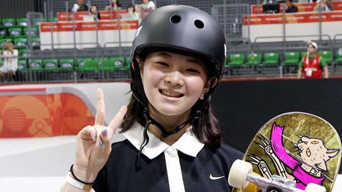世界ランク1位・15歳の長谷川瑞穂が堂々の金メダル ！ 2本目で94.03の高得点マーク　岡本碧優は復活の銅メダル【アジア大会】|TBS NEWS DIG