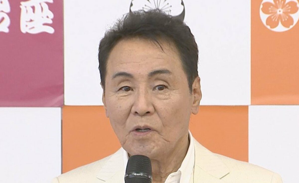 五木ひろし 】 慢性閉塞性肺疾患、気管支炎のため 明治座での公演を19