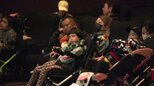 照明は明るめで声出しもOK　障がいのある子どもとその家族向けの映画上映会|TBS NEWS DIG