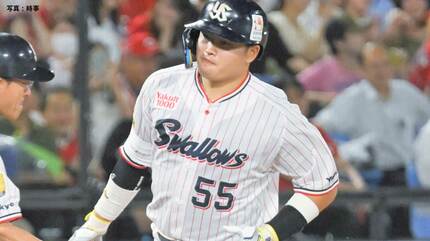 ヤクルト】村上宗隆、3年連続30号達成！DeNA石田から勝ち越しの一発