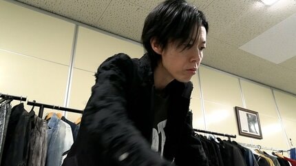 B'zの稲葉さん X JapanのYOSHIKIさんも着用】