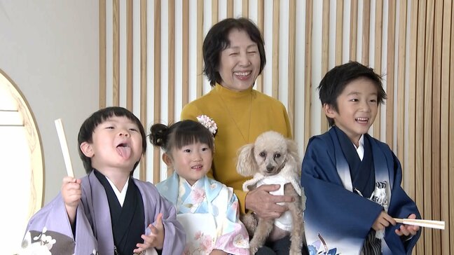 ペットと一緒に記念撮影　写真館が新サービス　”ペットの家族化”背景にニーズ拡大「大事な家族。いい記念になれば」|TBS NEWS DIG