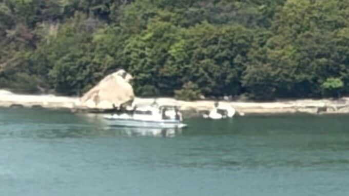 【速報】「船内に人が取り残されているようだ」片上大橋付近の海上で小型船が浸水　男性1人を救助も心肺停止の状態【岡山】|TBS NEWS DIG