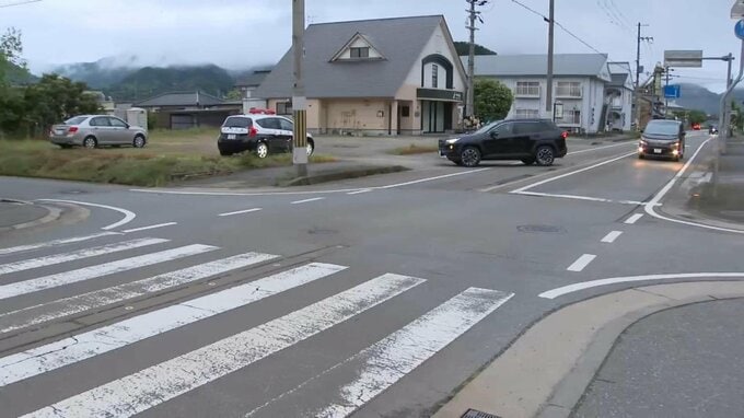 【速報】信号ない交差点で男児はねられ意識不明　ぐったりした状態で救急搬送　82歳男を現行犯逮捕　兵庫県豊岡市　|　MBSニュース | 関西の最新ニュースを分かりやすく。