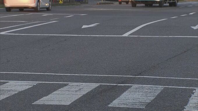 深夜に道路を歩いて横断中の64歳の男性会社員 車にはねられ意識不明の重体 三重・鈴鹿市の近鉄鈴鹿線「平田町駅」前の県道　|　名古屋・愛知・岐阜・三重のニュース【CBC news】 | CBC web