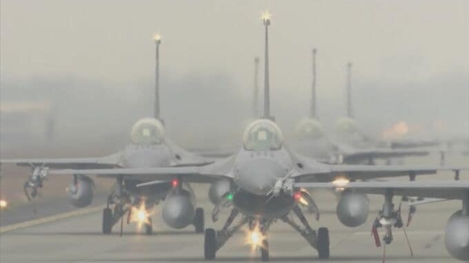 アメリカが台湾にF16戦闘機の部品など売却へ