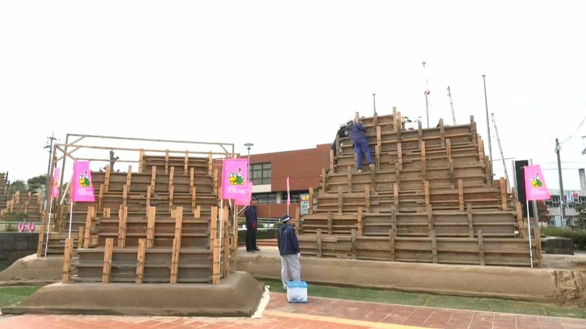 今年の砂像テーマは「城物語」吹上浜砂の祭典　砂像づくり始まる　鹿児島・南さつま市