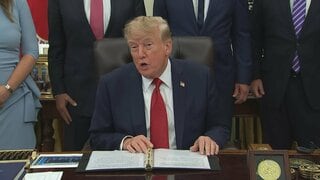 トランプ大統領　自身に批判的なCNNなど米メディア3社を「ホワイトハウスから排除」 「フェイクニュースを流している」と決めつけ| TBS CROSS DIG with Bloomberg