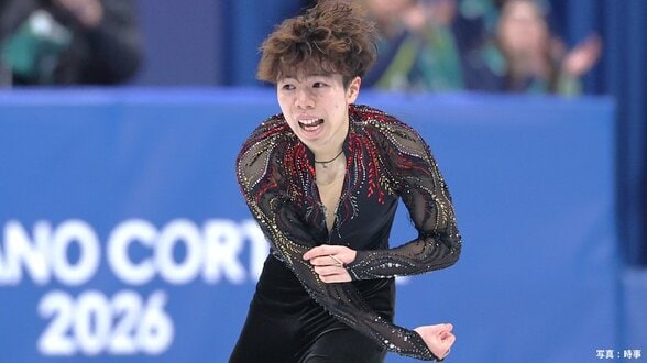 「緊張することなく伸び伸びとできた」ノーミス＆自己新の佐藤駿、プレッシャー乗り越え会心演技、坂本らも涙【フィギュア団体】|TBS NEWS DIG