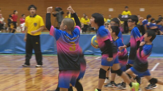 全国大会出場をかけて「小学生ドッジボール選手権」石川県大会24チーム250人が熱戦 金沢市|TBS NEWS DIG