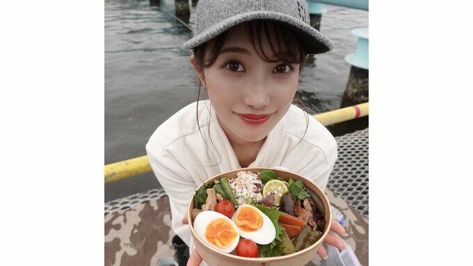 【片原恵麻】曲げわっぱの手作りお弁当を披露「素材たっぷり、彩りもよくてとっても素敵なお弁当ですね」「バランスいい美味しいそう」と反響続々|TBS NEWS DIG
