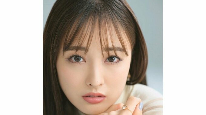 大友花恋　『MORE』専属モデル就任が決定　「新鮮なときめきを、どんどん更新していけるよう精一杯頑張ります!」|TBS NEWS DIG