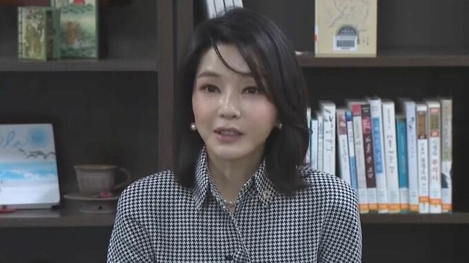 韓国前大統領の妻に懲役1年8か月　旧統一教会から貴金属受け取る