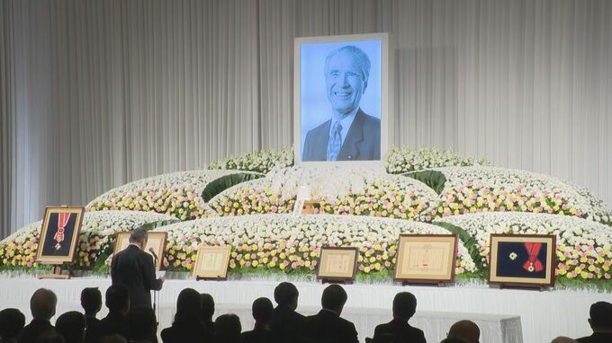 村山富市元総理「お別れの会」 開催　戦後50年談話など足跡振り返る　高市総理ら450人が参列　|　大分のニュース｜OBS NEWS｜大分放送