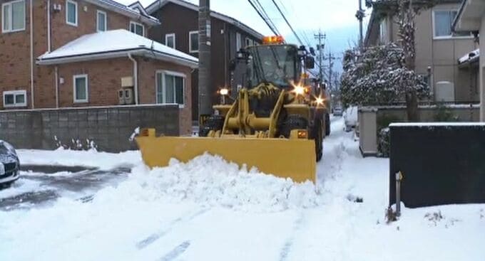 大雪ピークを越えるも10日夕方にかけて大気の不安定な状態が続く 被災地の1100世帯で一時停電　|　石川県のニュース｜MRO北陸放送