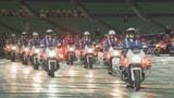 「誇りと使命を胸に」警察官５２０人と音楽隊がパレード～福岡　|　福岡のニュース｜RKB NEWS｜RKB毎日放送