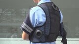 「炎天下で少しは楽になる」 警察官の暑さ対策 冷却機能付きベストを試験導入 山梨県警|TBS NEWS DIG