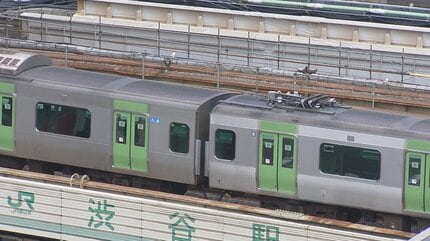 速報】山手線内回りは午前7時08分ごろに運転再開 外回りの車両・架線