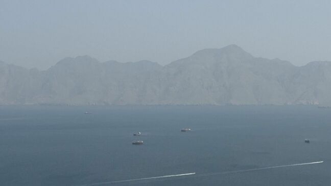 イラン革命防衛隊が声明「ホルムズ海峡を封鎖、通過する船を焼き払う」|TBS NEWS DIG