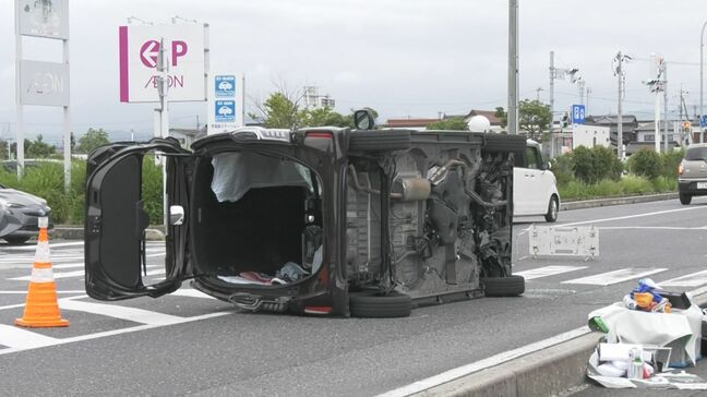 軽乗用車が横転…出会い頭の衝突事故で1人けが　「音がして、見たら事故をしていた」　鳥取県日吉津村|TBS NEWS DIG