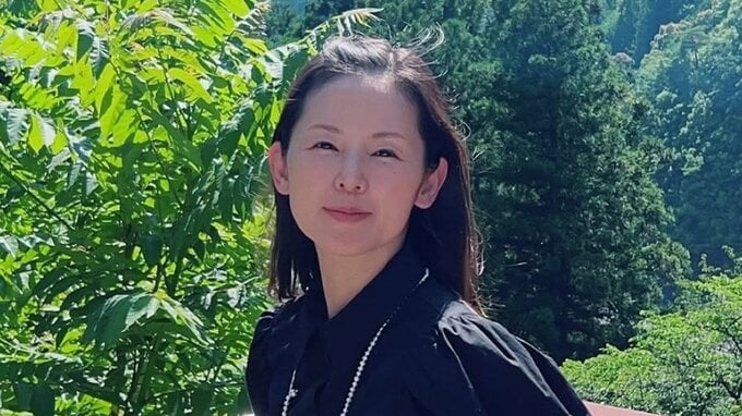 【 小西真奈美 】　熊野本宮大社の大自然を満喫「自然の中にいる時間も多く持てたからか、（ハチミツ）のエネルギーチャージもあってなのか、まったく疲れずに過ごせています。」|TBS NEWS DIG